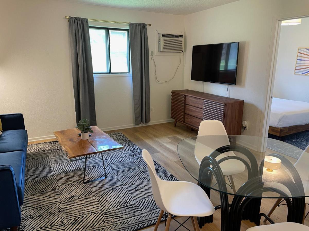 Simmer Motel Wamego Eksteriør bilde